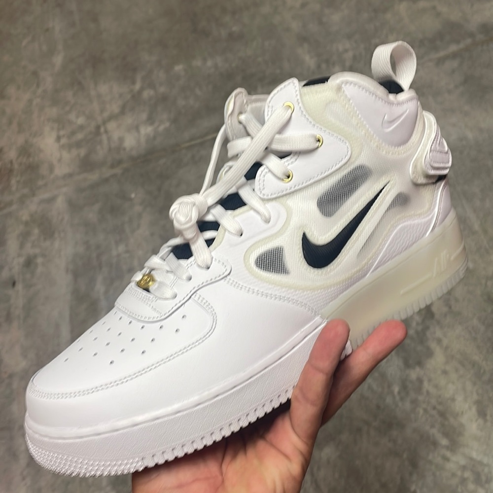 Nike Air Force 1 mid react